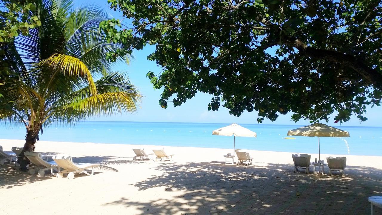 Idle Awhile Beach Hotel Negril Kültér fotó